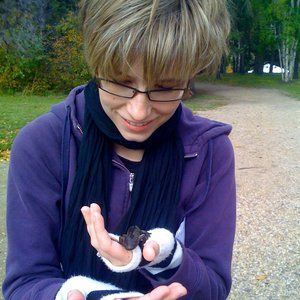 Meet your Posher, Laura